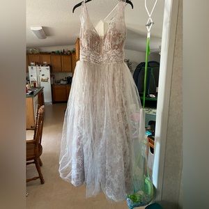 Wedding dress